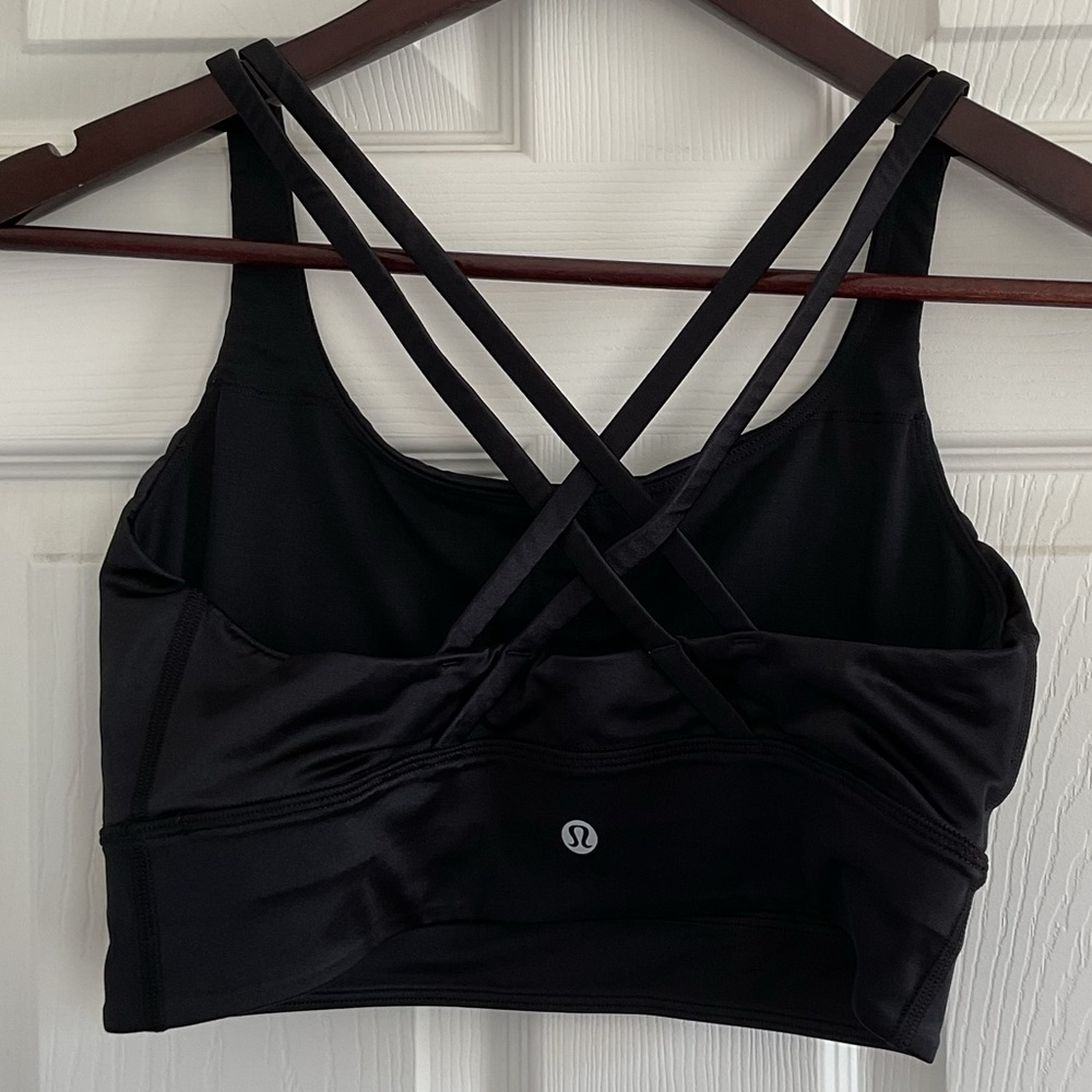 Lululemon Black Strappy Back Sports Bra Size 8 Medium Support Yoga Athleisure - Picture 2 of 3
